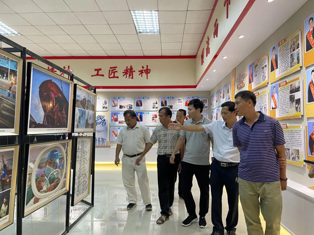 全市職工攝影展開幕，每一張都是超然大片