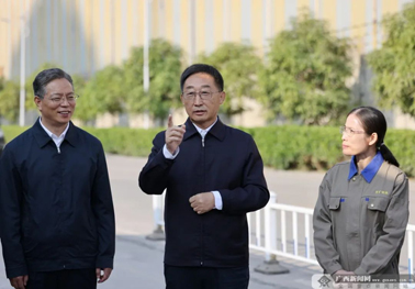 劉寧：大力弘揚勞模精神勞動精神工匠精神 為全面建設社會主義現代化國家貢獻力量