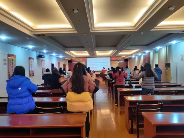 市總工會舉辦經審財務業務培訓班