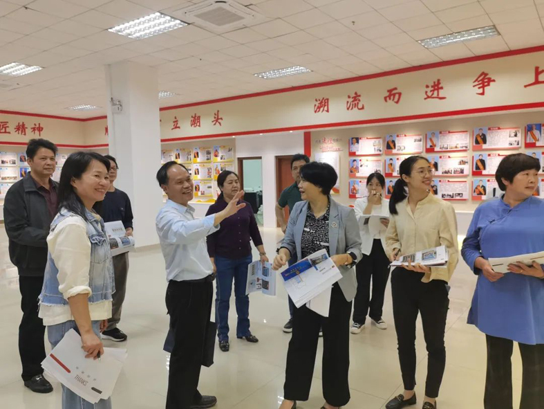 梧欽兩地工會召開六堡茶、坭興陶勞模工匠 聯盟創新成果展籌備交流會