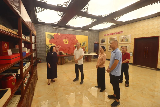 市總工會調研組到龍圩區開展工會工作調研