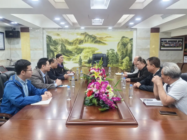 主動靠前貼心服務(wù)丨市總工會領(lǐng)導(dǎo)到港務(wù)企業(yè)和商協(xié)會溝通交流工作