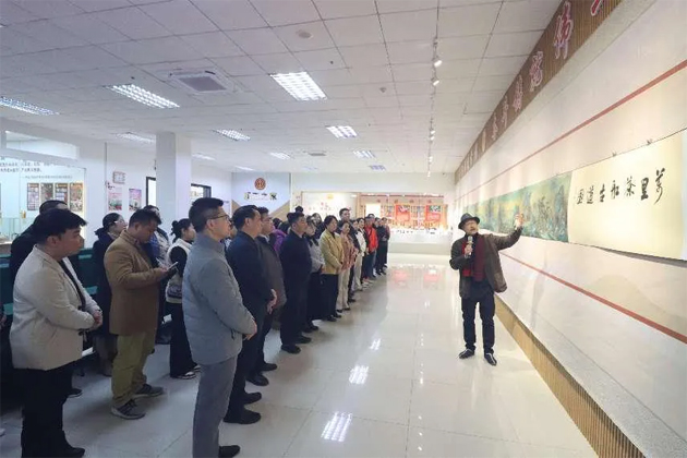 品味茶香古韻 共話文化傳承丨市留聯會等社團組織參觀《萬里茶船古道圖》梧州首展