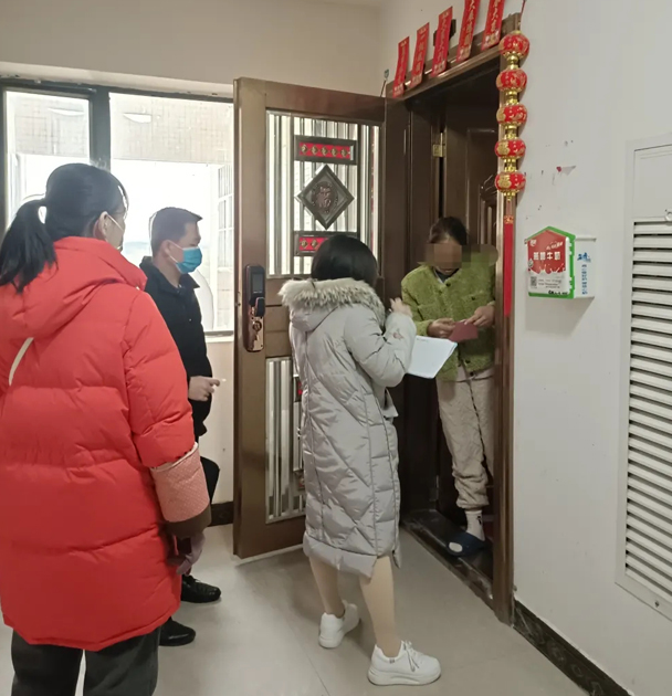 藤縣總工會參與疫情防控網格化排查專項行動