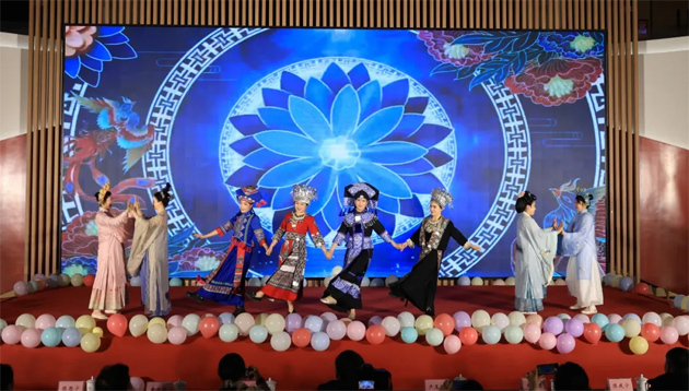 “三八”國際婦女節期間，我市各級工會舉辦系列慶祝活動